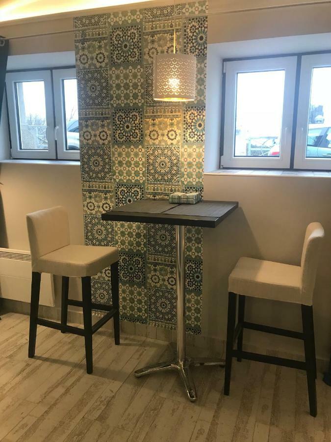 Aradi Apartman Pécs Eksteriør bilde