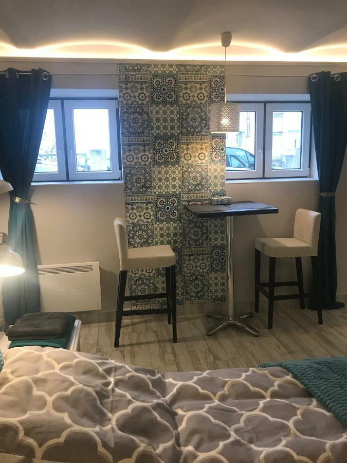 Aradi Apartman Pécs Eksteriør bilde